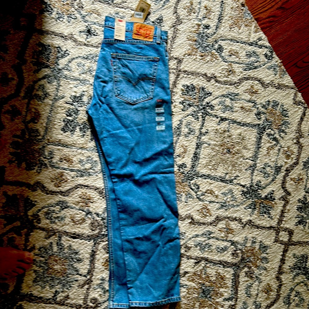 Levi 505 regular stretch jeans. 36x30